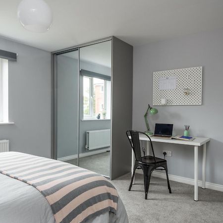 Coventry Jlr Guest House Экстерьер фото